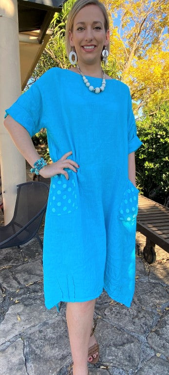 L240-Conti Moda Italian Linen Dress With Polkadot Pockets